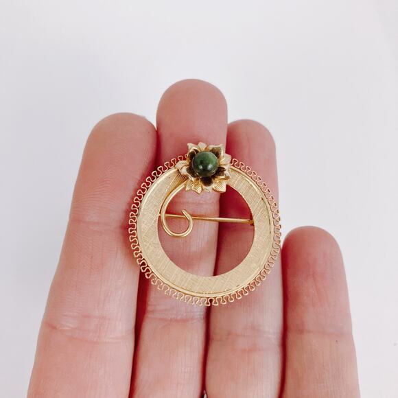 VTG Signed A&Z Brooch Gold Filled Green Jade Gemstone Circle Floral Mid Century - Picture 2 of 14
